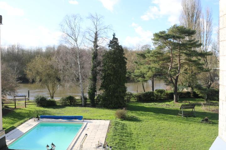 Logis Le Port Saint Aubin Hotel Morannes sur Sarthe-Daumeray ภายนอก รูปภาพ